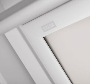 VELUX DKL PK04 1025SWL Blackout Roller Blind 'White Line' - White